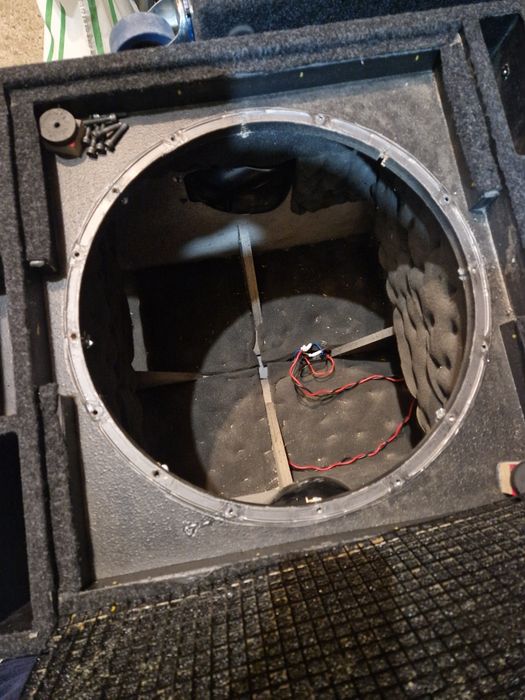Cutii boxe subwoofer basii 18 toli