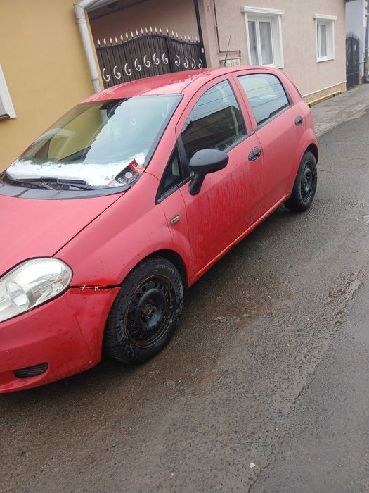 Fiat punto de vanzare