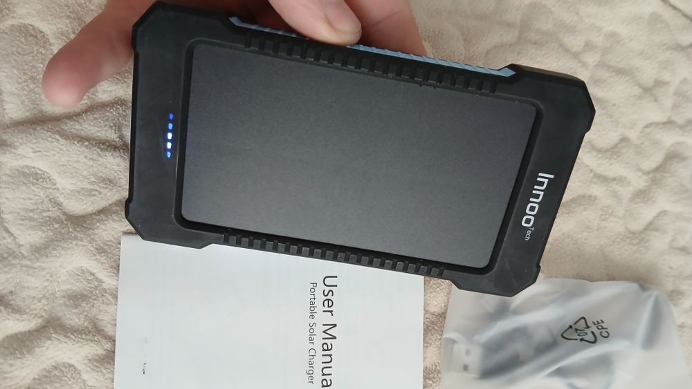 Baterie externă Noua