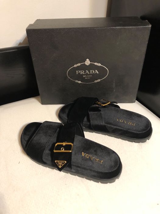 Slapi Prada , calitate premium , pe stoc , noi , 40