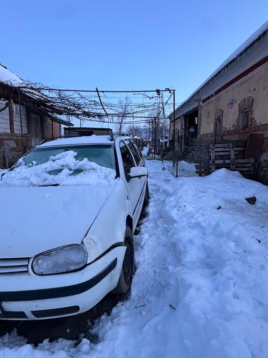 Vând Golf 4 1.9 SDI