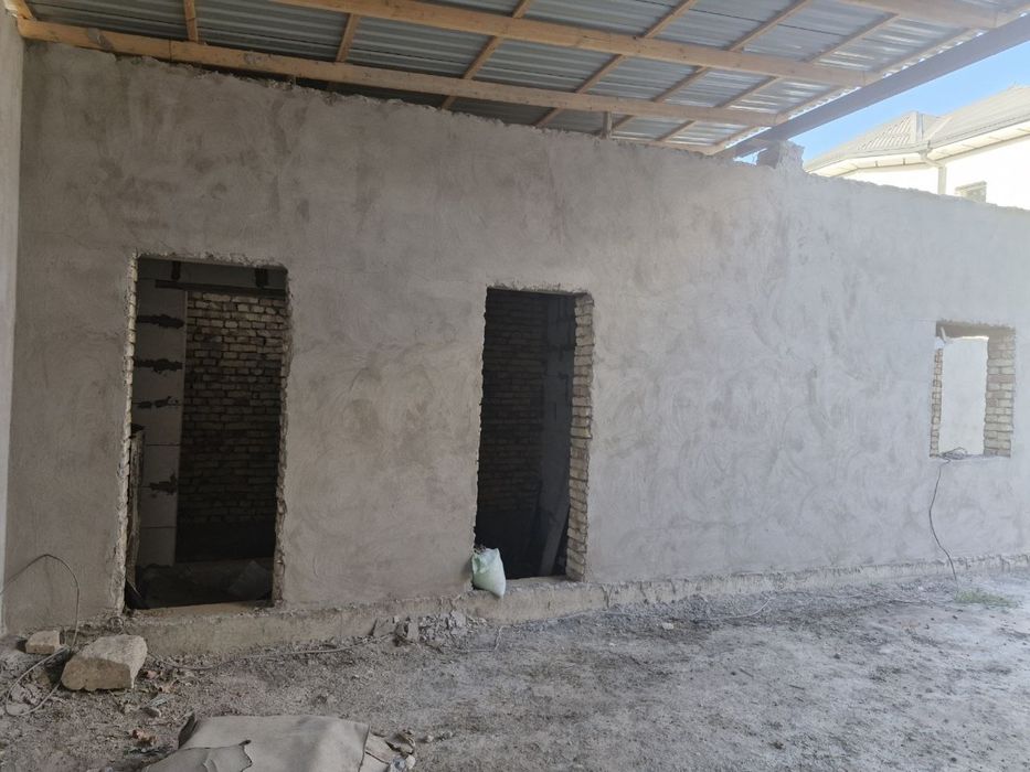 Hovli sotiladi 3 sotix
