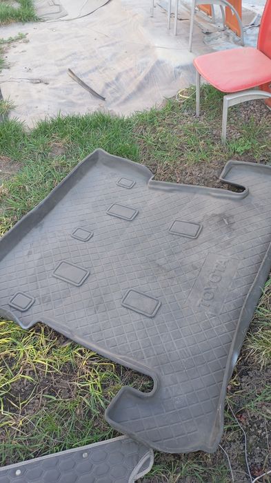 Коврик в багажник prado 120