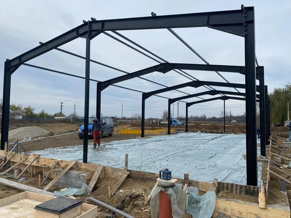 Vând Hale și structurii metalice  diferite dimensiuni fără avans