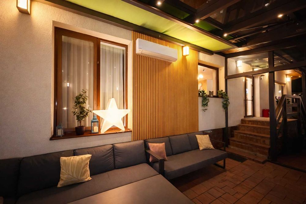 Cazare Colibița Casa Lipan – Cabana cu jacuzzi, 6 camere | Inchiriere grupuri 10-12 persoane