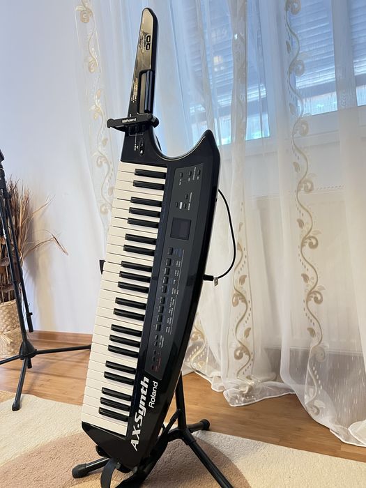roland ax - Carti - Muzica - Filme | OLX.ro