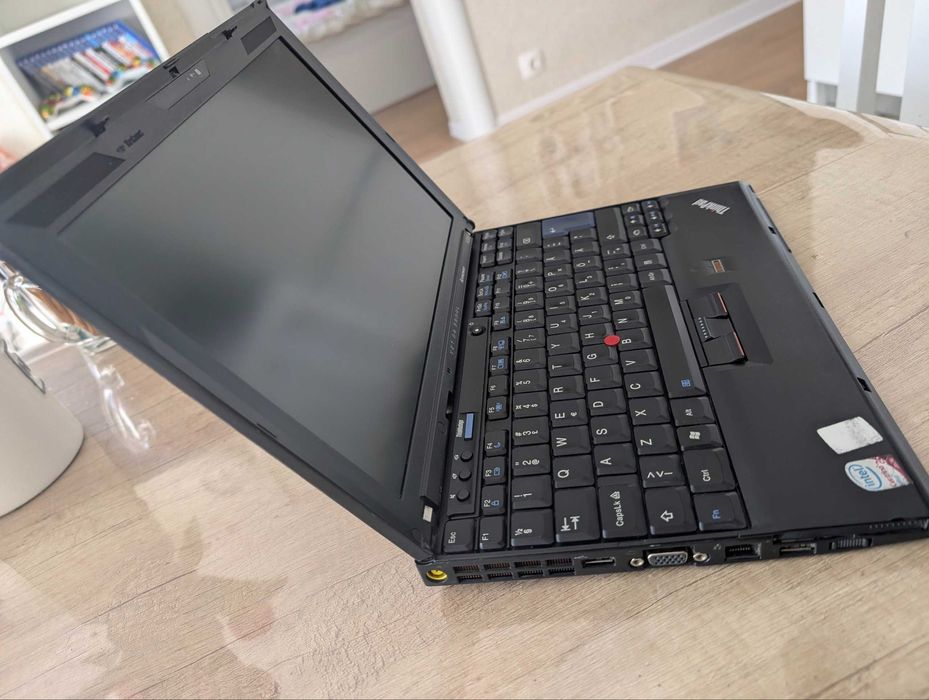 Лаптоп LENOVO ThinkPad X200,  Х201 и докинг станция