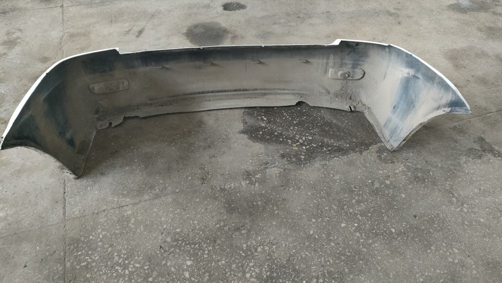 Продам бампер приора1