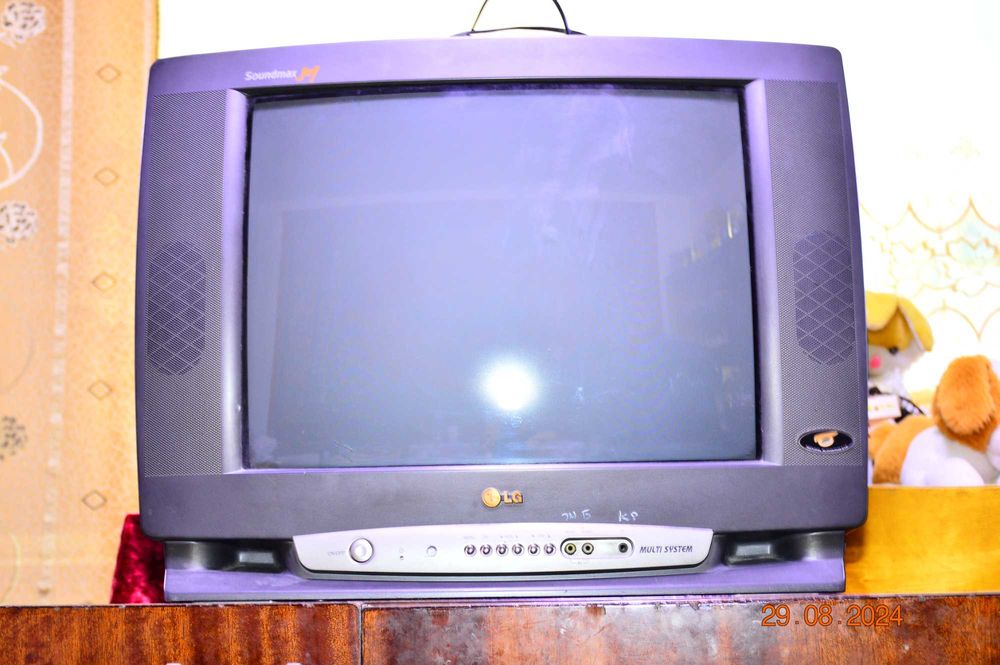 Оzbek tilini bilmayman - 2 телевизора LG + 2 тарелки с тюнером