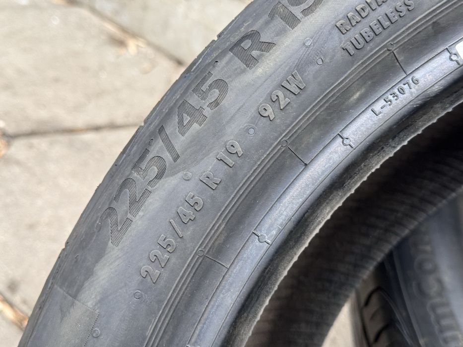 225/45/R19’Continental PremmiumCotact6 Run Flat 2бр летни dot0922