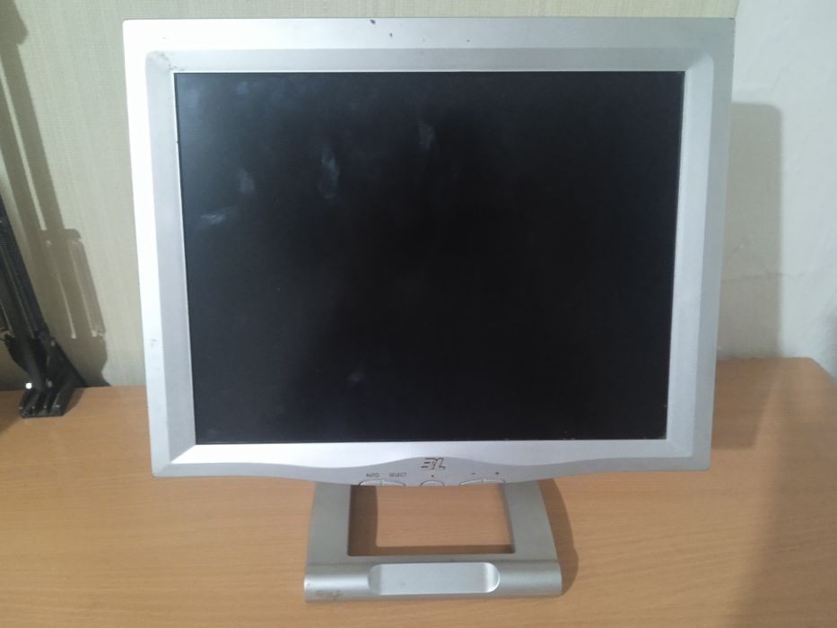 Продам мониторы, рабочие