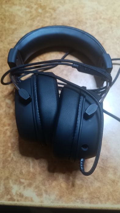 Продам наушники игровые