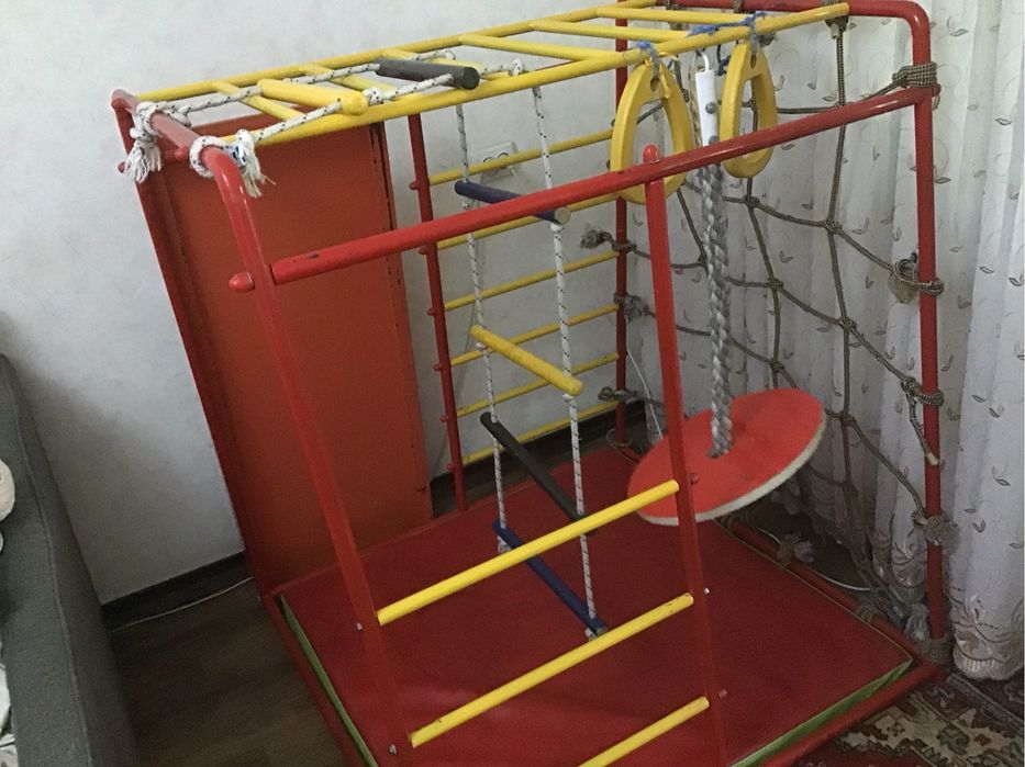 Продаю детский спортивный коплекс
