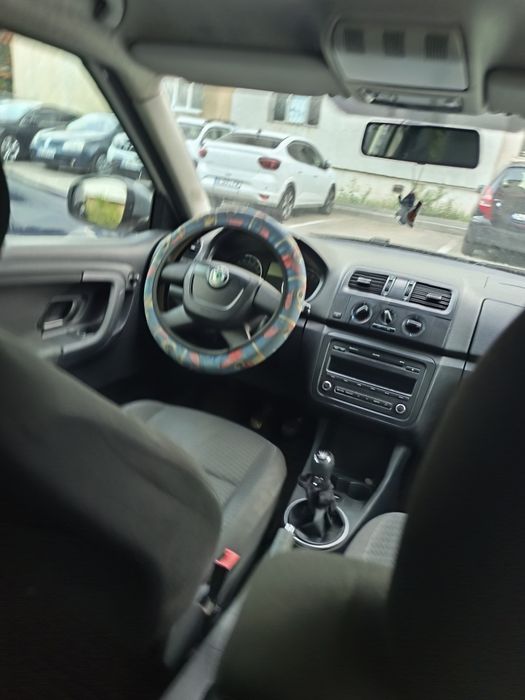 SKODA Fabia 2011 — imagine 5