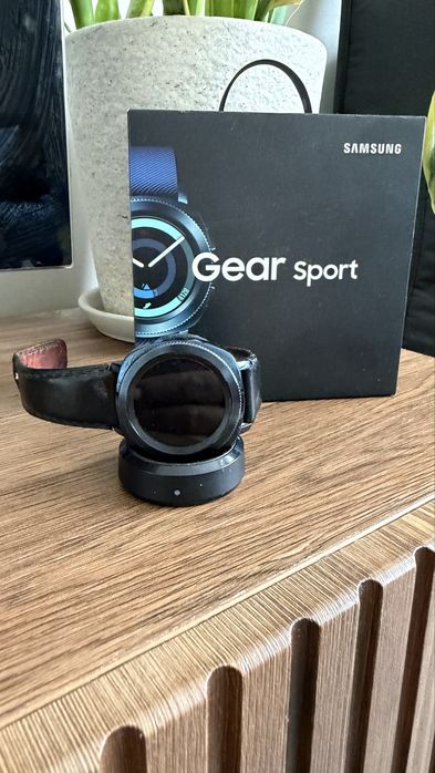 Часы Samsung Gear