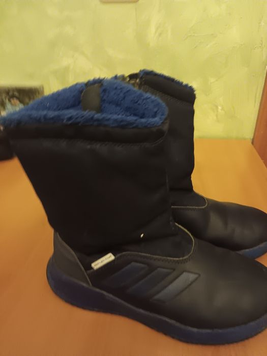 Ботуши adidas 32 номер