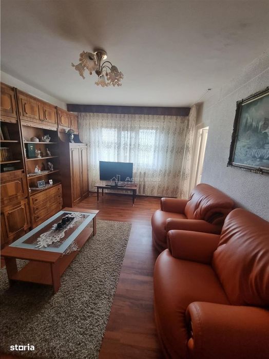 Apartament 3 cam,72 mp ,  doua bai  zona PECO