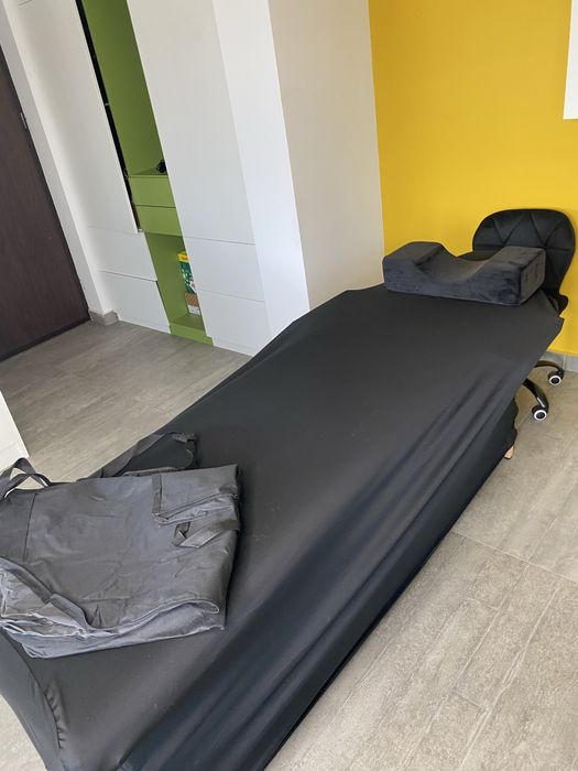 Vând Kit complet extensii gene + pat, lampă semilună și scaun profesional