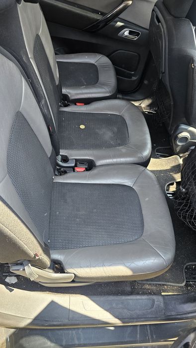 Ситроен ц4 пикасо на части