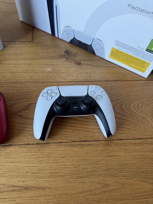 Нов Play Station 5 с Disc Drive