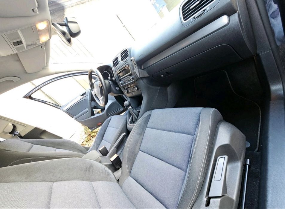 VOLKSWAGEN Golf 2011 — imagine 5