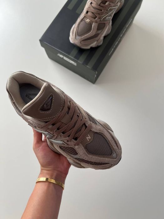 New Balance 9060 - Mushroom