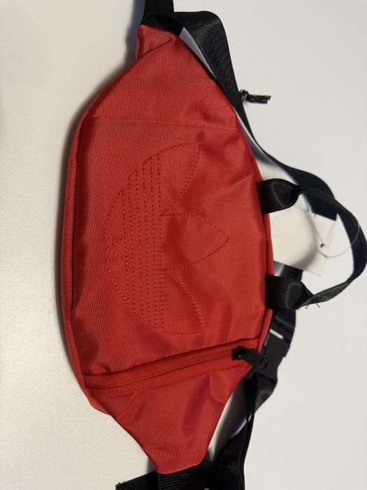 Чантичка Adidas