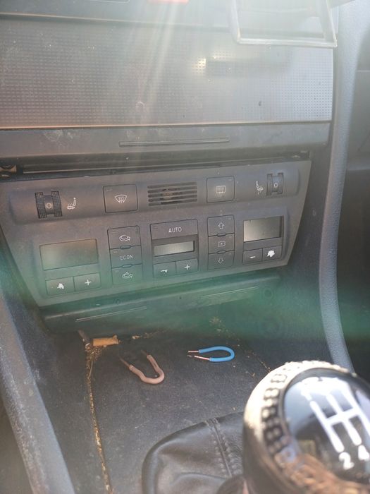 Audi A6 C5 2.8 193к.с