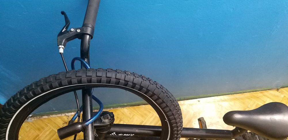 Продам трюковый велосипед BMX оригинал 100тыс тн