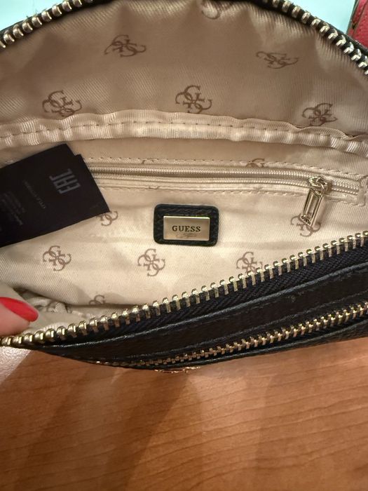 Чанта Guess, цена 70лв.