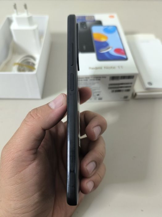 Redmi note11 6/128GB ikkita simkarta ketadi kamera 50MP srochno sotila