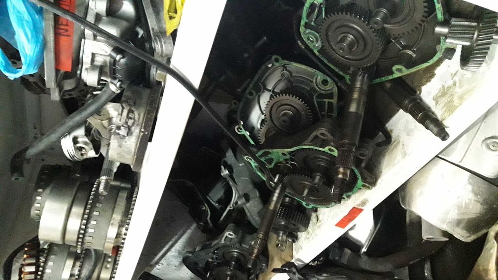 Piaggio Gilera Aprilia Peugeot Части