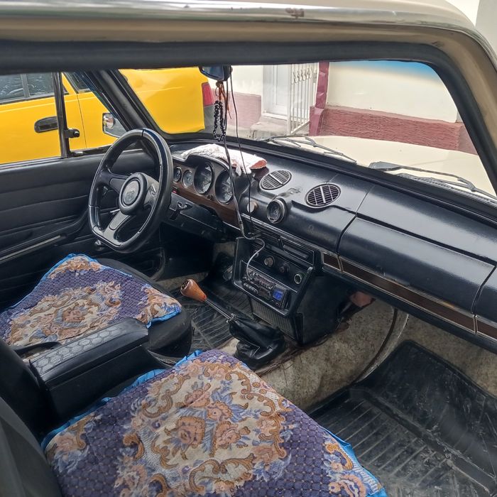 Сотилади 1987 йил