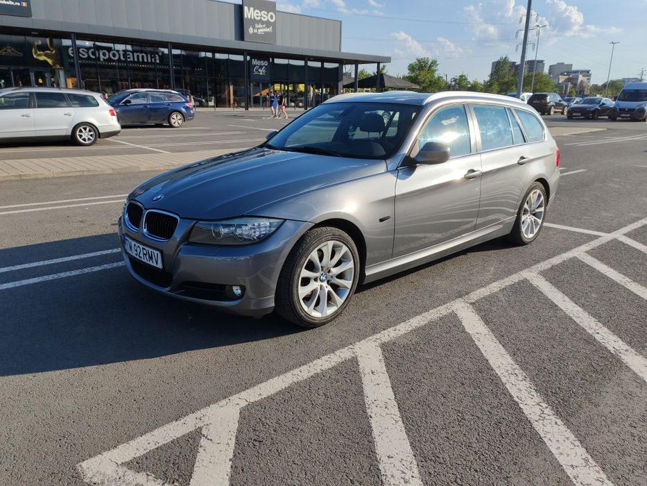 BMW 3 Series 2011