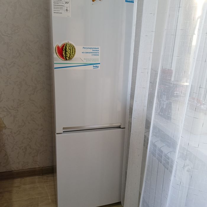Продам холодильник