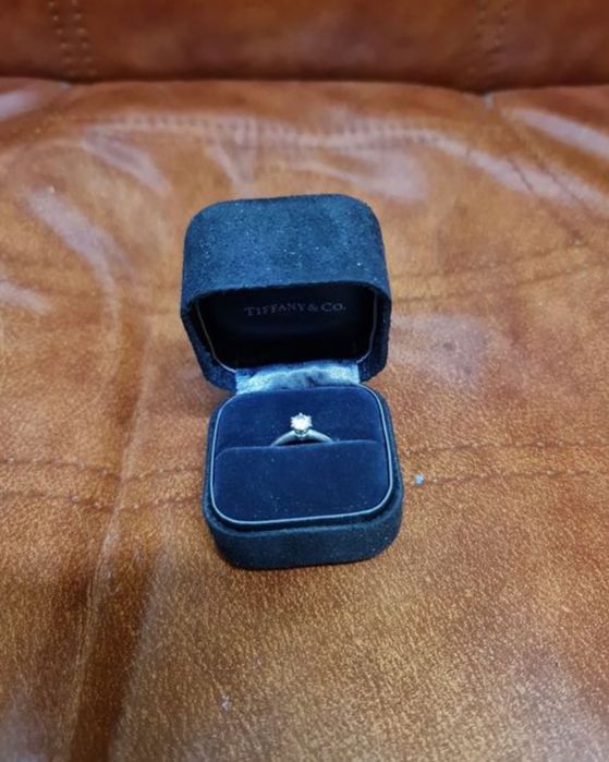 tiffany solitaire inel din platina  PT 950 cu diamant 0,40 carate KJ