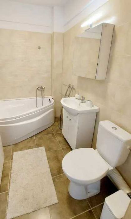 Дава се под наем Едностаен апартамент в Пловдив, Център - 45 кв.м за 188.7 € - Снимка #2