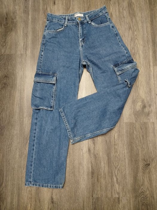 Джинсы Bershka размер 36
