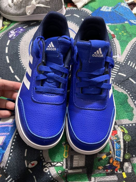 Adidaşi albaştri originali nr34
