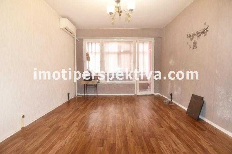Продава се Двустаен апартамент в Пловдив, Кючук Париж - 46 кв.м за 1664 €/кв.м - Снимка #2
