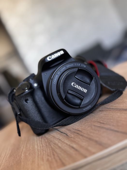 Фотоопарат canon 600D