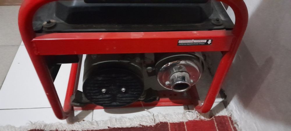 Продам Генератор