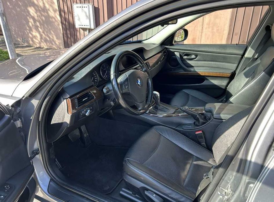 BMW E90 320xd - 4x4 - Automata - EURO5 - An 2011