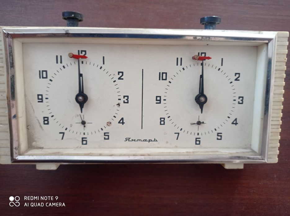 Кубик-рубик, Шахматы.