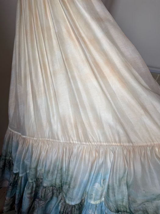 Продам платье красивое новое