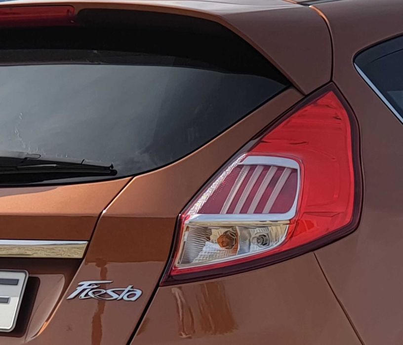 Stopuri led Ford Fiesta 2016