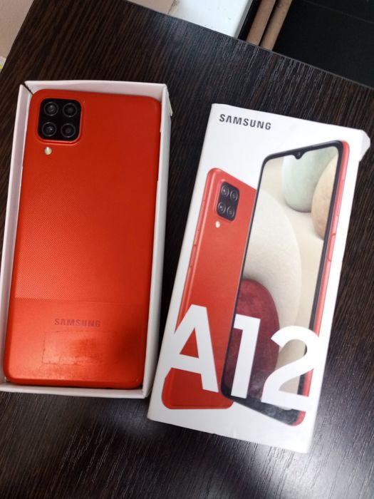 Samsung galaxy A12.