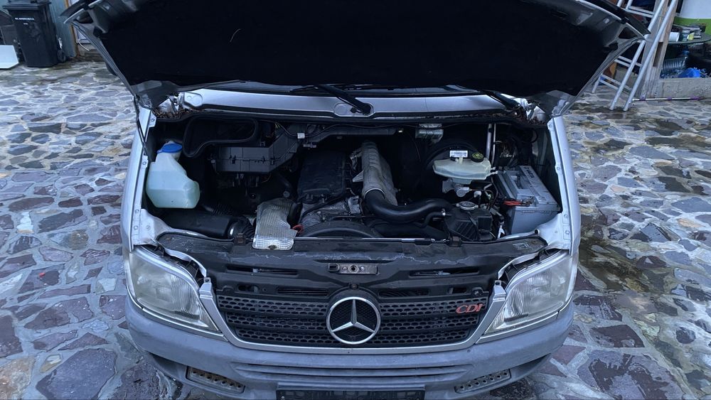 Vand/ Schimb Sprinter 316 2.7cdi/ Automat/ clima/ Carlig/ Pret 6500€€€