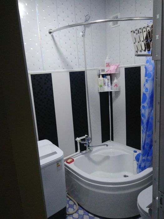 Дом 1-й этаж  1-микрорайон каган 2- комнатная