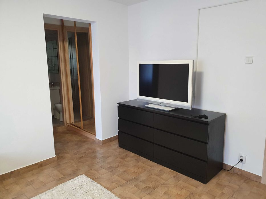 Apartament de inchiriat, Piata Victoriei